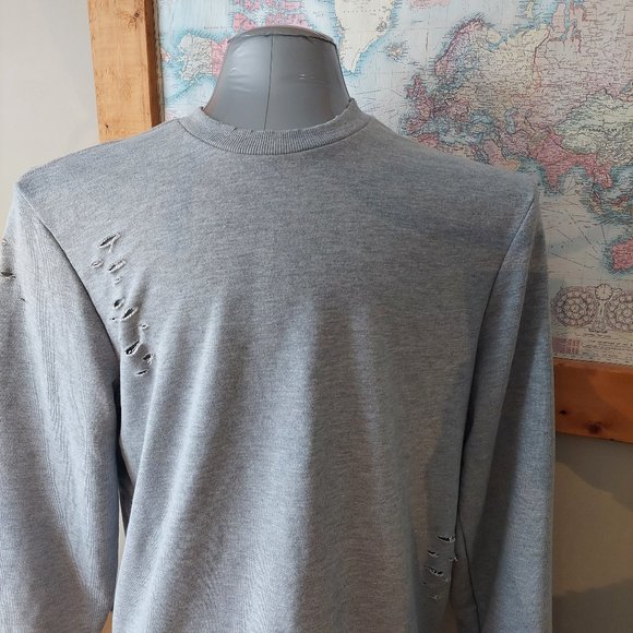 AMNESIA men's long sleeved solid grey distressed sweatshirt size Large - Picture 2 of 13